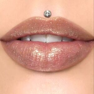 Jeffree Star, The Gloss, in Beaded Glass. 💯%Authentic. NWT NIB 🤩🔥⭐